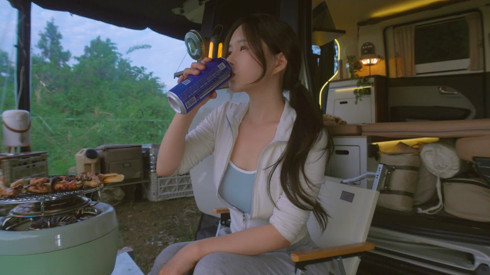 交通救捞力量完成南沙岛礁常态化值守批次轮换